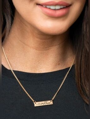 JO Mother • Gold